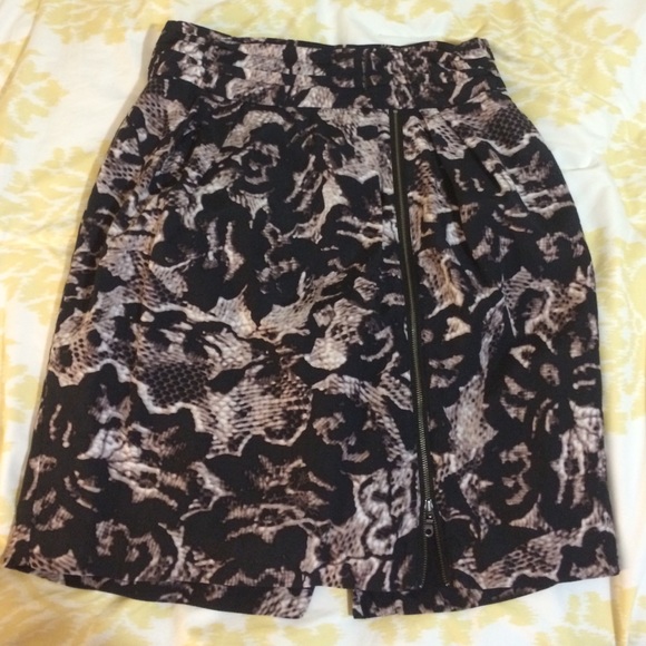 Banana republic pencil skirt