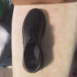 Low top leather doc martens