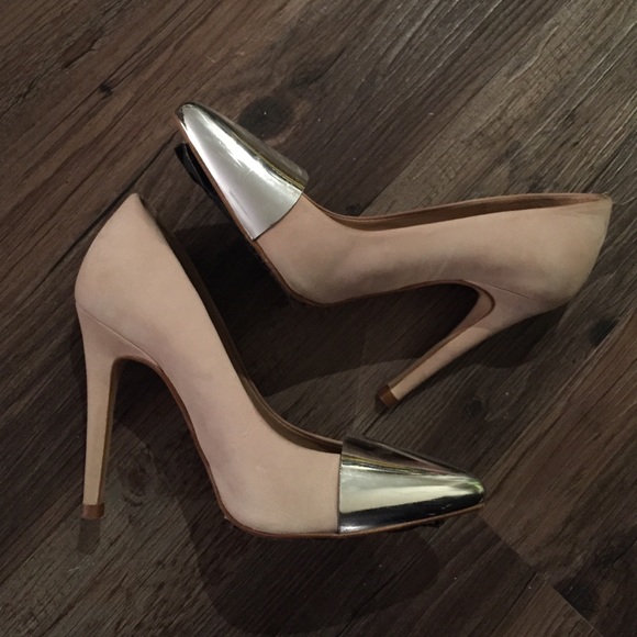 Zara metal tip suede heels - Picture 2 of 4
