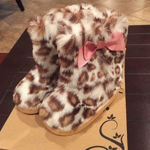 Leopard Fur boots