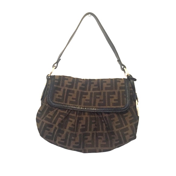 Fendi 100% authentic purse !! No flaws