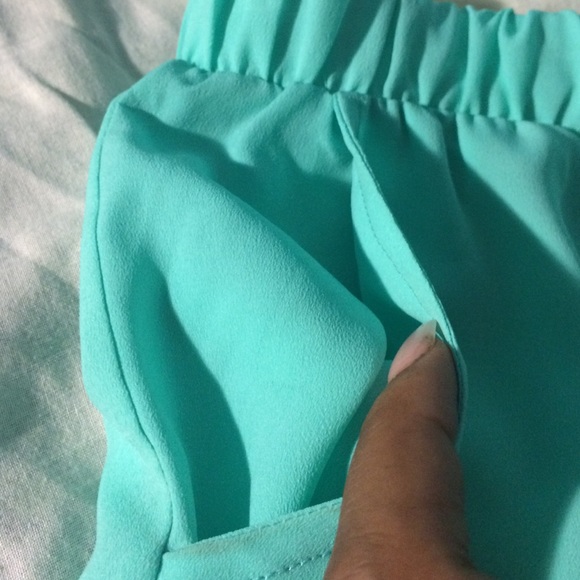 Tiffany Blue scalloped shorts - Picture 2 of 4