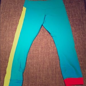 Lululemon crop pants
