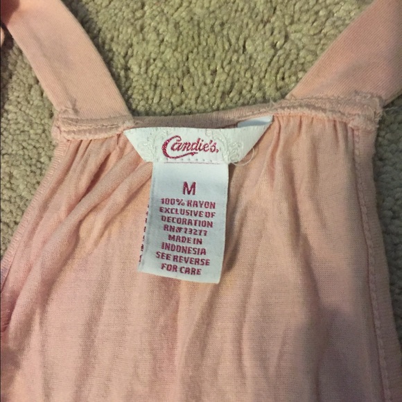 Soft pink flower tank! - Picture 2 of 3