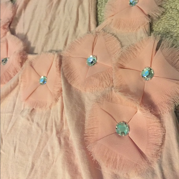 Soft pink flower tank! - Picture 3 of 3