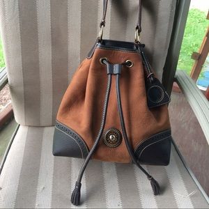 Nubuck Leather Bucket ⛄️🎄❄️