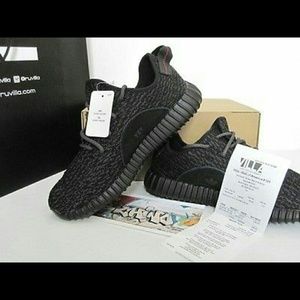 Adidas yeezy 350 boost black