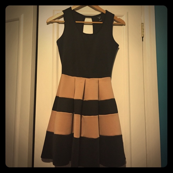 Windsor Dress