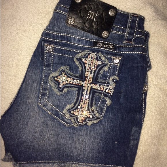 ✨Miss me shorts✨