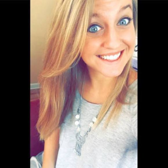 Meet your Posher, Maddie - Picture 1 of 1