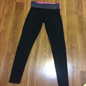 VS PINK yoga pants