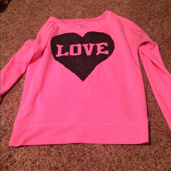 Long sleeve shirts. - Picture 1 of 2