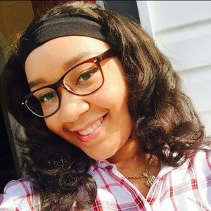 Meet your Posher, Jolene