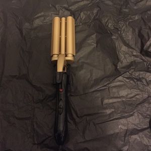 Gold 'N Hot Ceramic Triple Barrel Waver