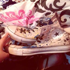 Batman Converse!