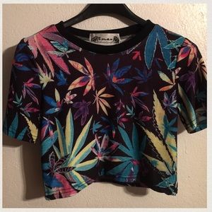 Weed leaf pattern crop top!