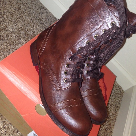 Brand new lace up boots