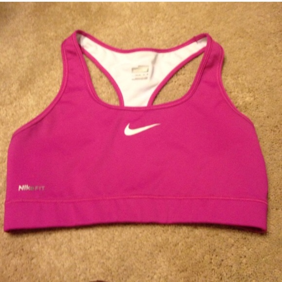 Nike medium sports bra