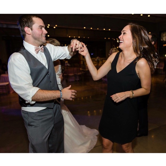 Meet your Posher: Chloe! - Picture 2 of 4