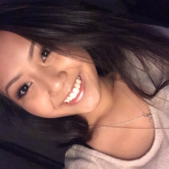 Meet your Posher, Heather - Picture 3 of 3