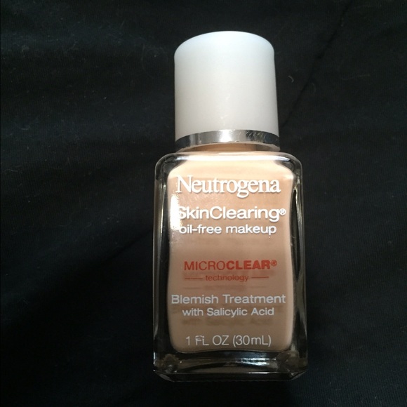Neutrogena liquid foundation