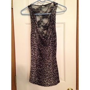 Leopard print sleeveless shirt