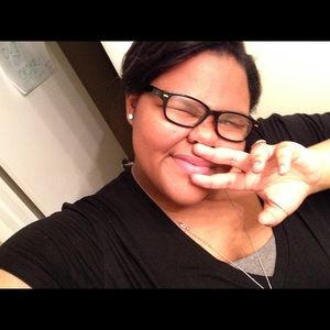 Meet your Posher, Cydney