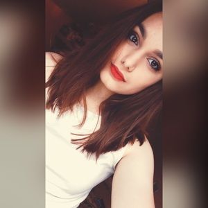 Meet your Posher, Fahrija