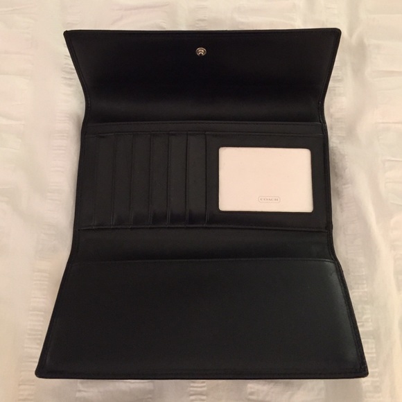 Authentic Coach Wallet - Picture 2 of 3