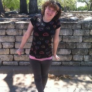 Meet your Posher, Gaby