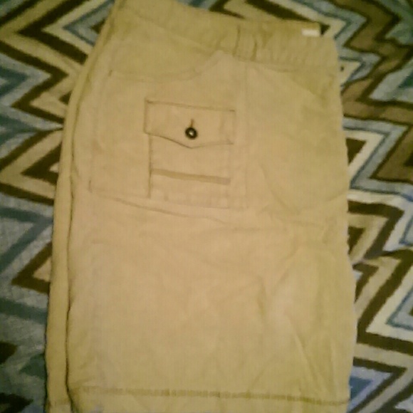 Low waist mini skirt