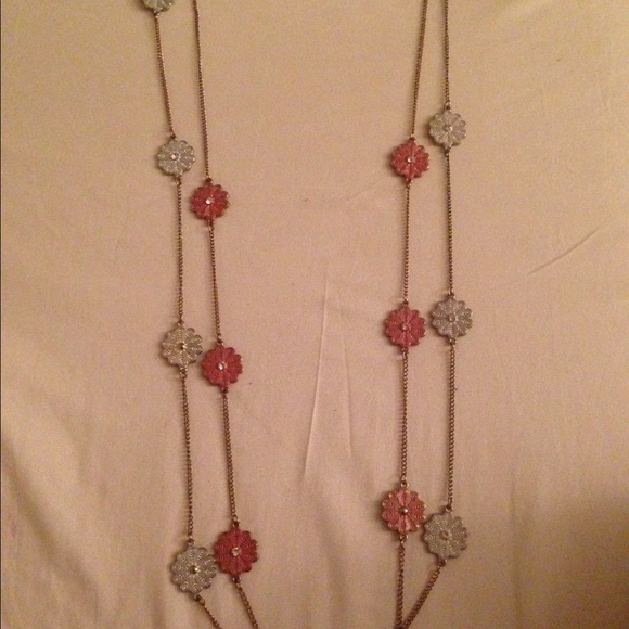 Two roped peach and white flowered necklace