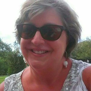 Meet your Posher, Carol