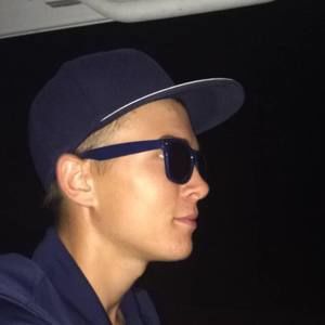 Meet your Posher, Alex