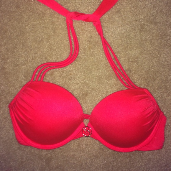 32D Push Up Red Swim top🎀free shipping🎀