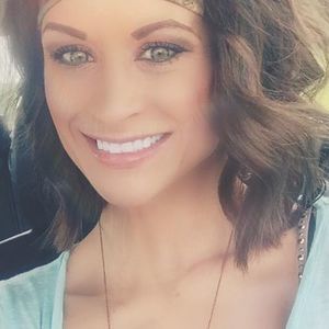 Meet your Posher, Kelli