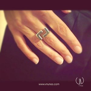 Geometric  ring