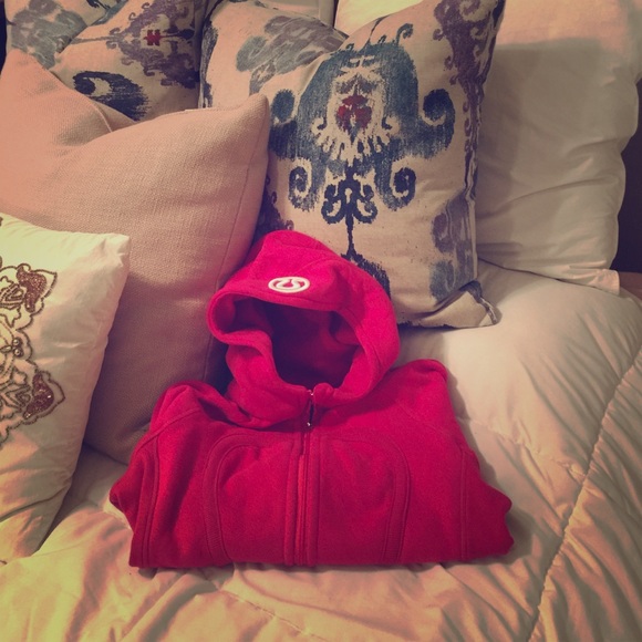 Lulu lemon sweatshirt
