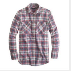 J crew boyfriend flannel shirt in dark plaid