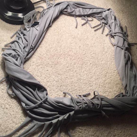 Scarf - Picture 3 of 3