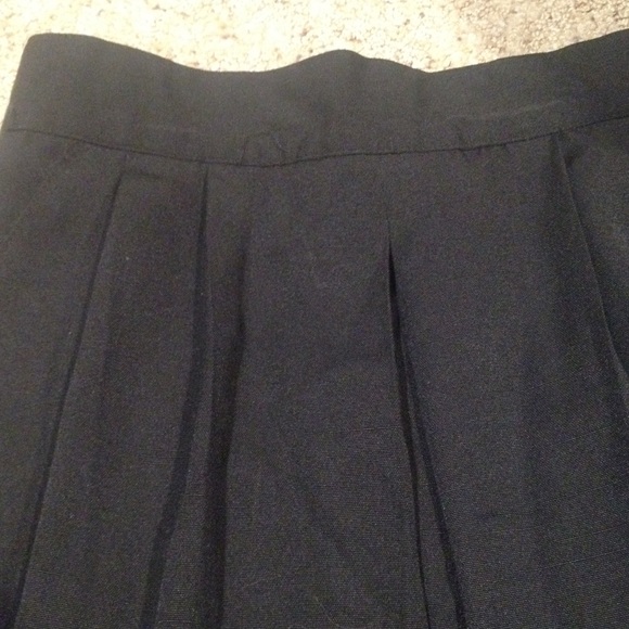 Long black skirt - Picture 2 of 2