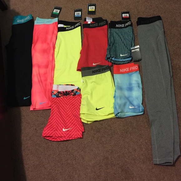 Nike pros 😊