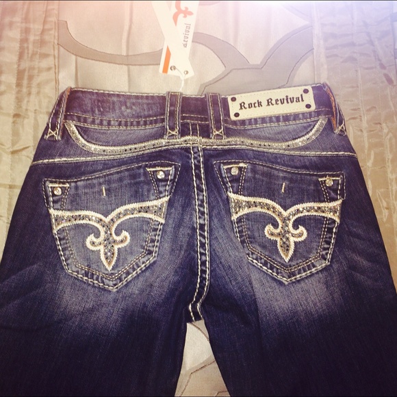 New w/tags Rock Revival Jeans