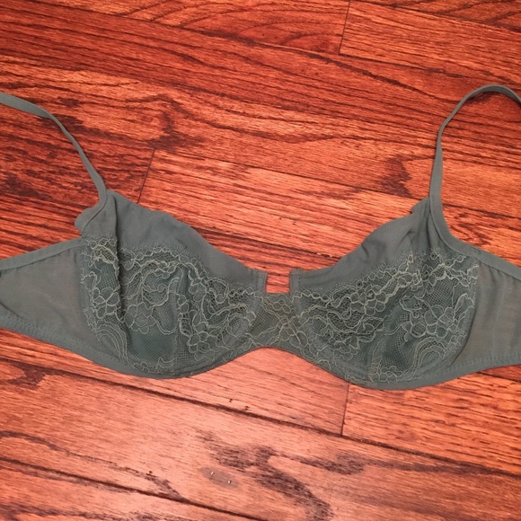 Victoria's Secret Intimissimi turquoise lace bra
