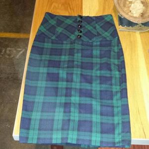 Plaid pencil skirt