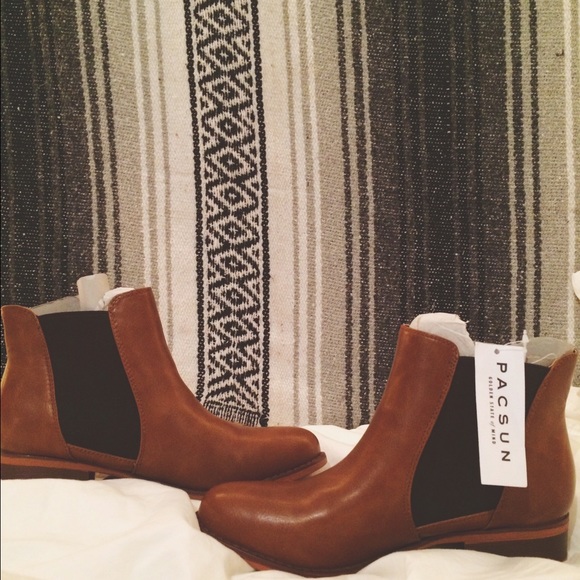 ankle boots