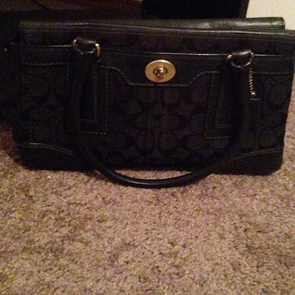 Coach purse 😁