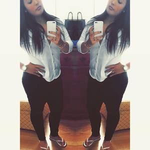 Meet your Posher, Nicole