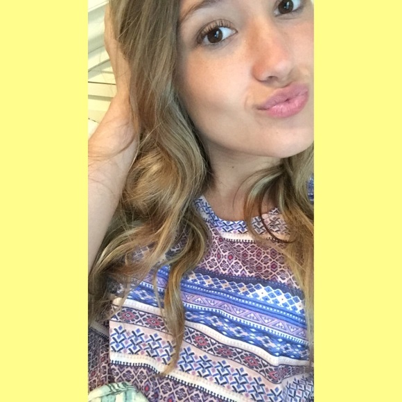 Meet your Posher, Lexi - Picture 1 of 1