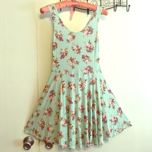 Cute flower print vintage dress